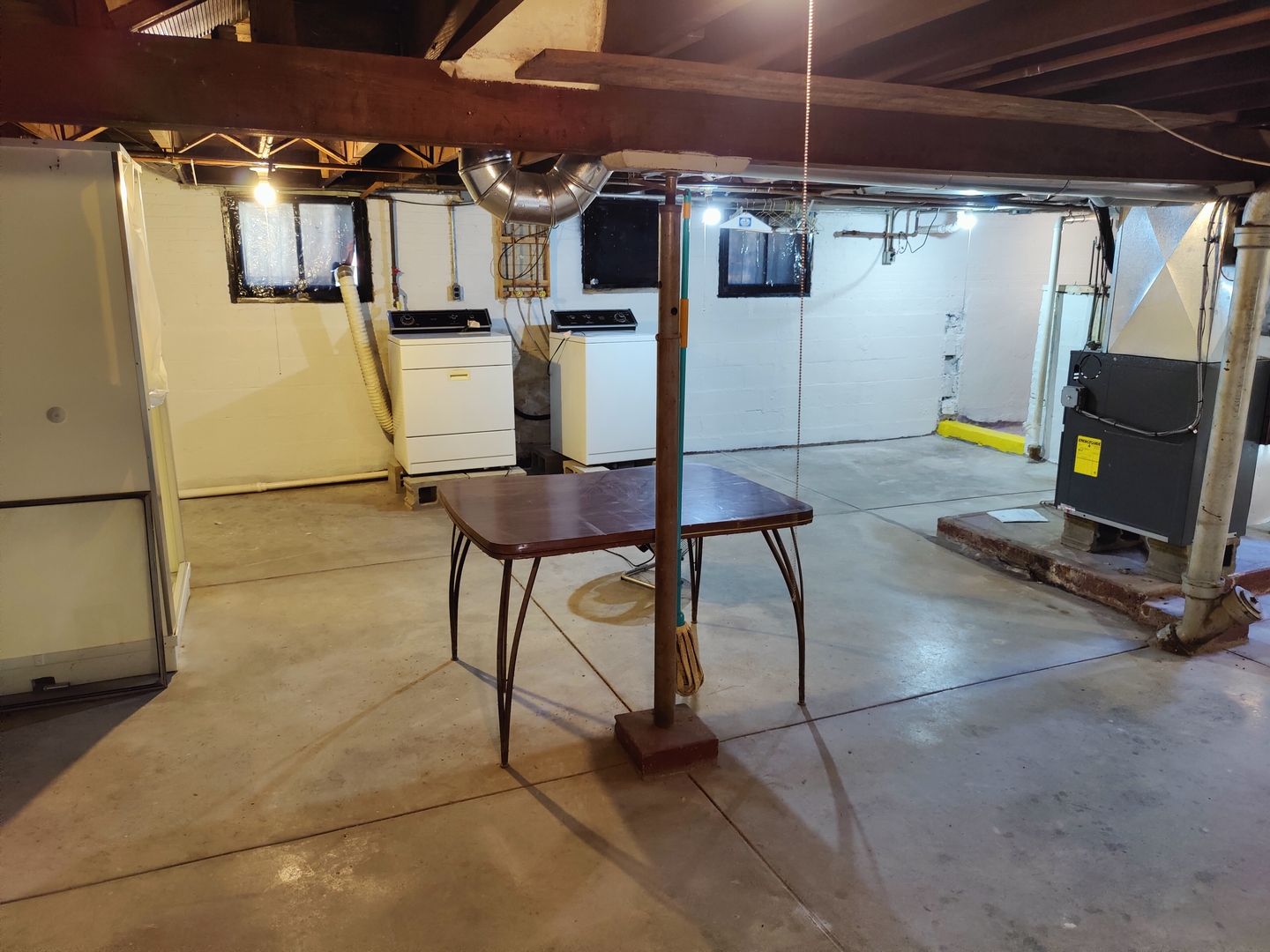 226 Henderson Avenue Property Photo 29