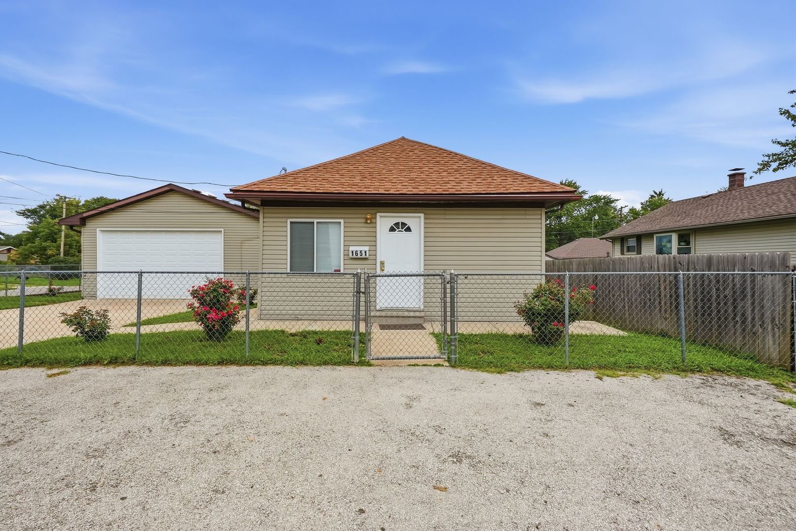 1651 Elgin Avenue Property Photo 23