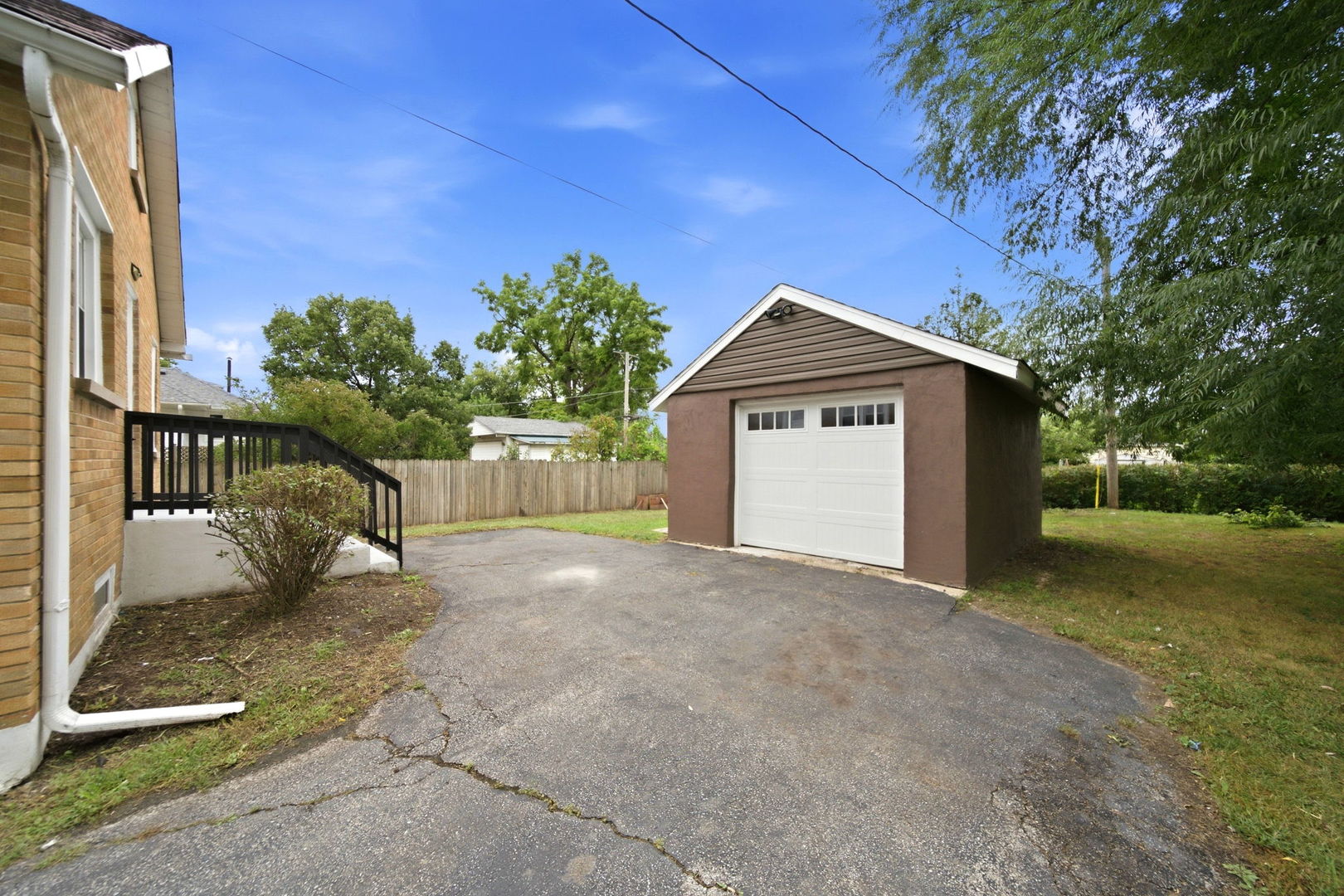 513 Morton Avenue Property Photo 3