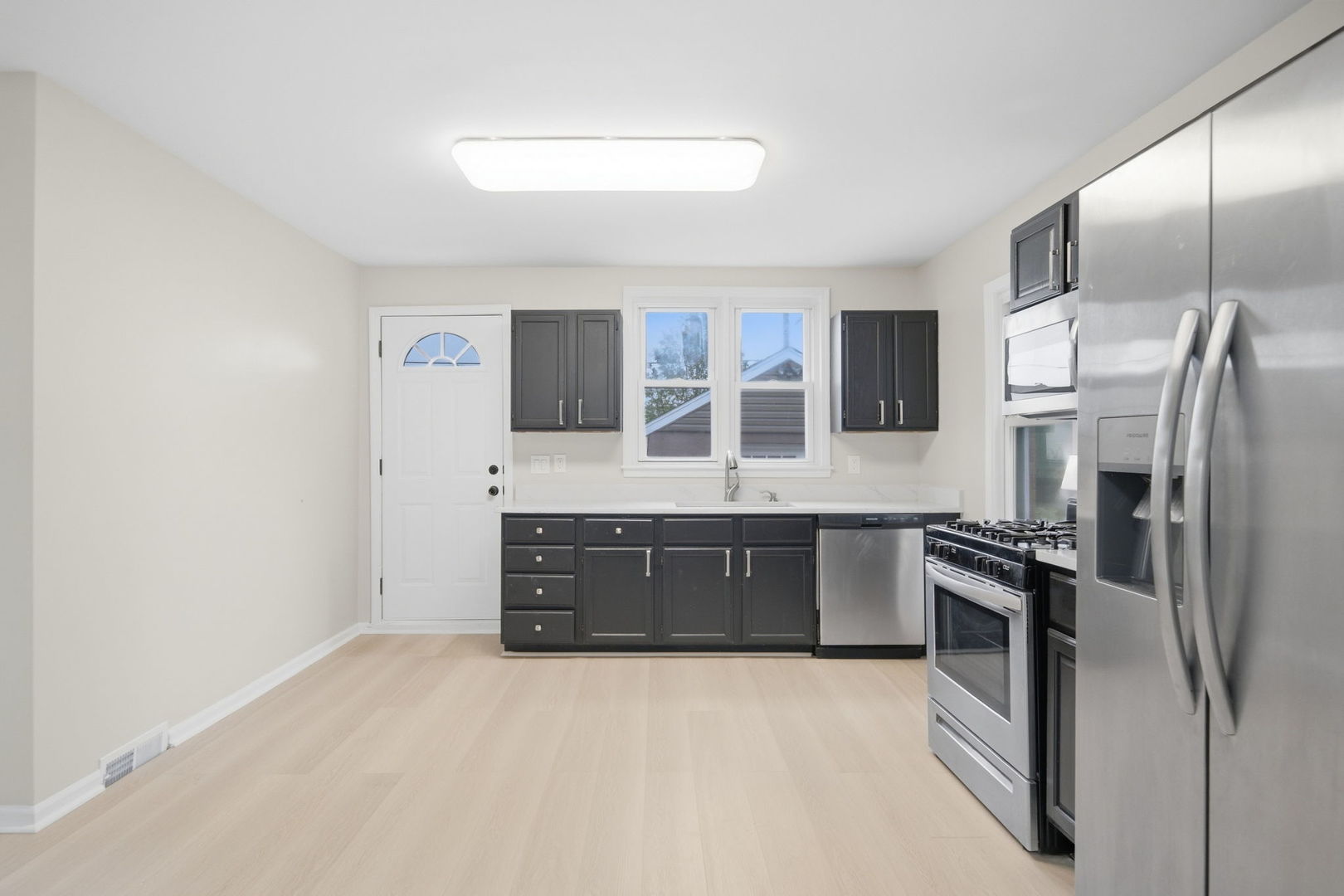 513 Morton Avenue Property Photo 14