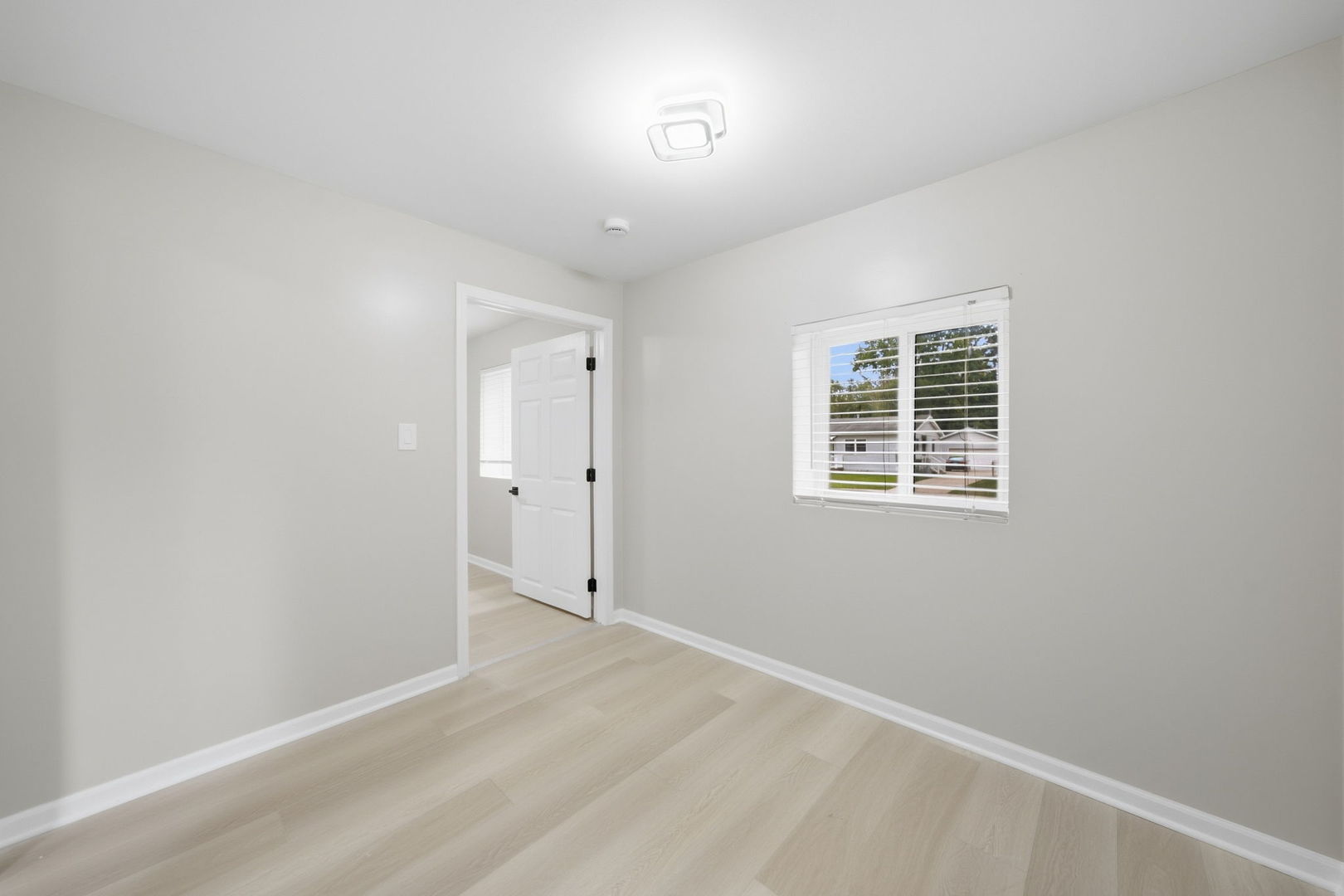 513 Morton Avenue Property Photo 20