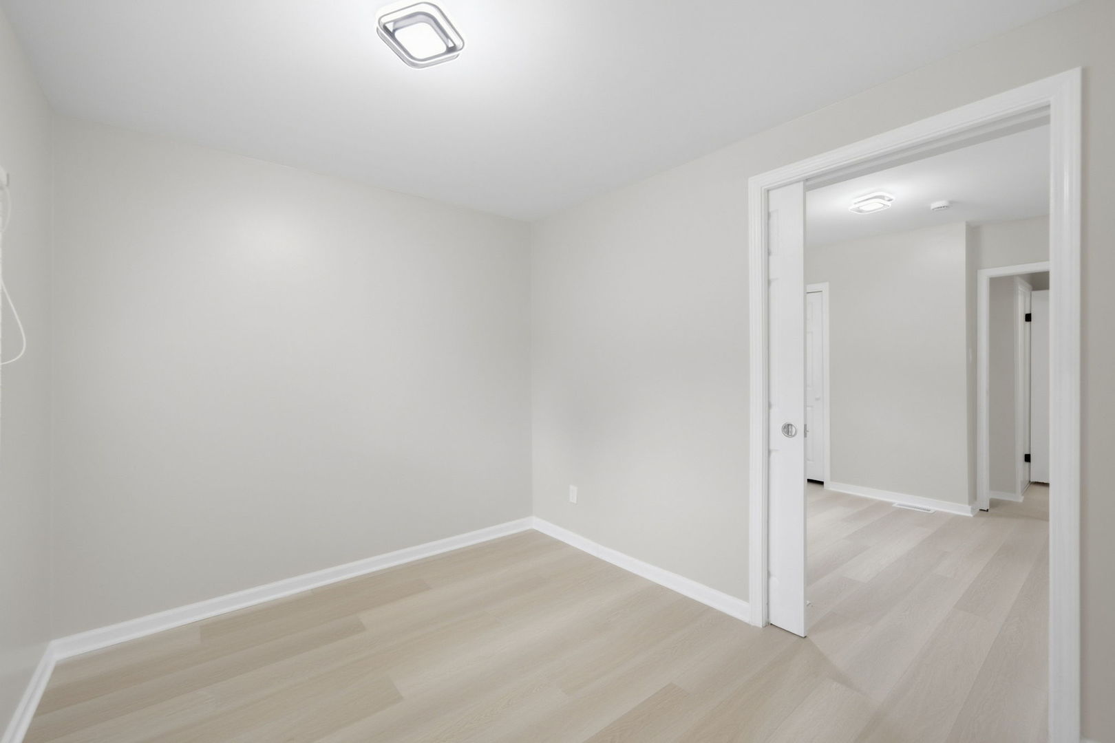 513 Morton Avenue Property Photo 21