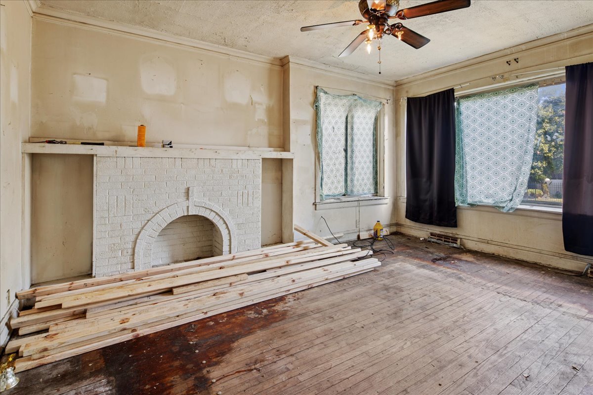 514 N Leamington Avenue Property Photo 2