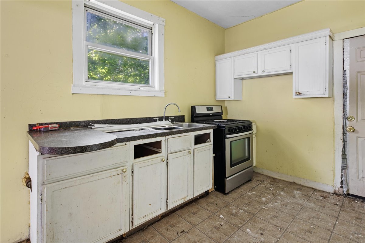 514 N Leamington Avenue Property Photo 12