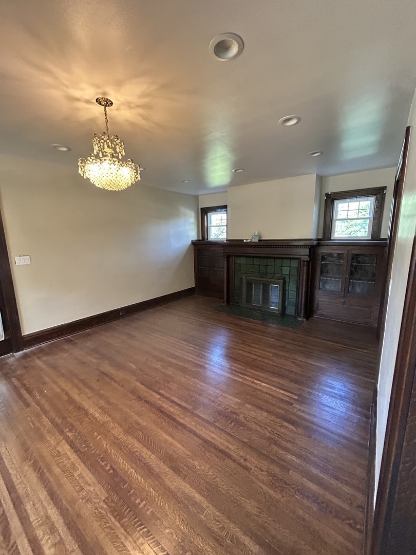 200 E Dakota Street Property Photo 7