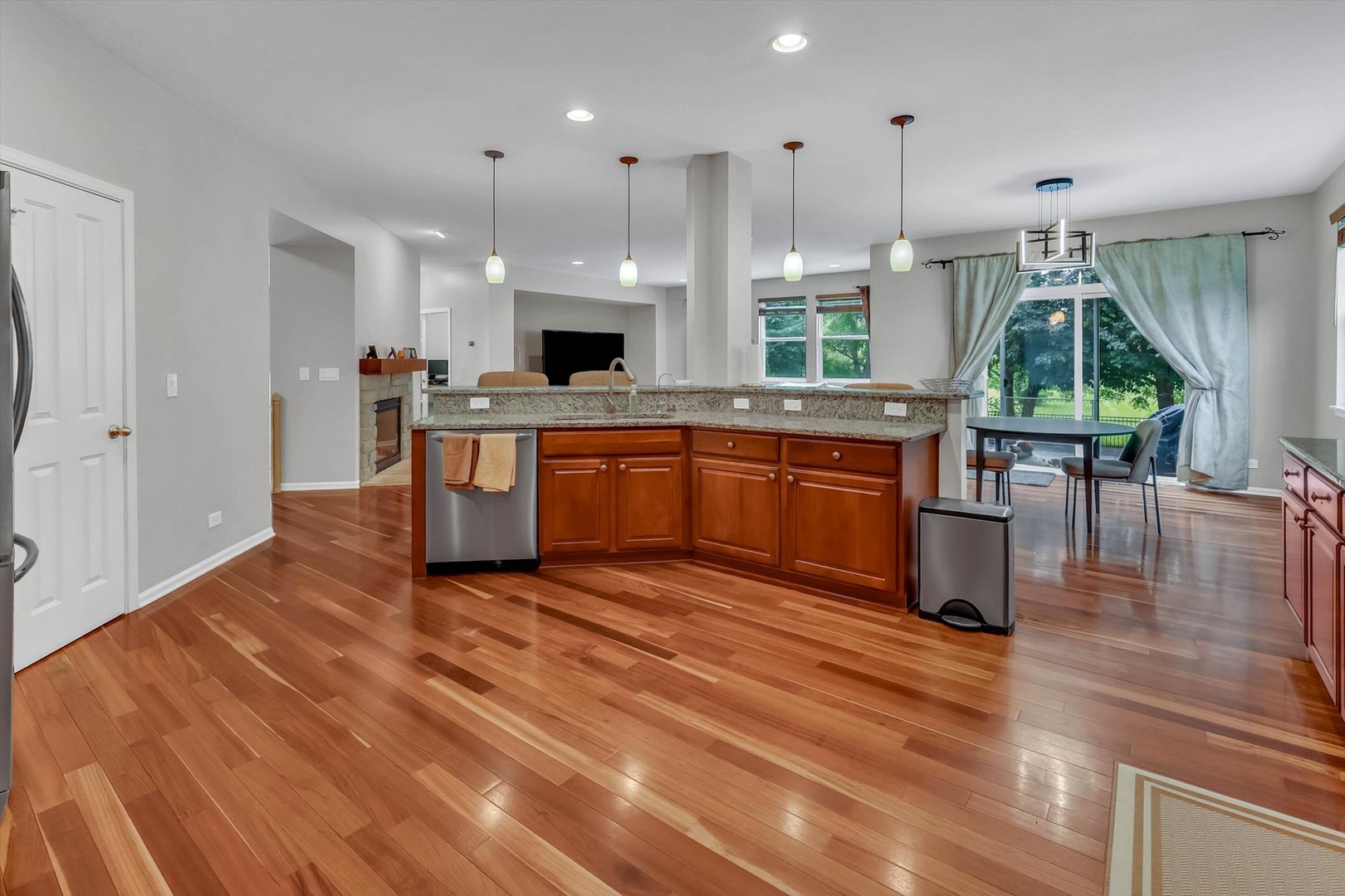 16332 Spring Creek Lane Property Photo 12