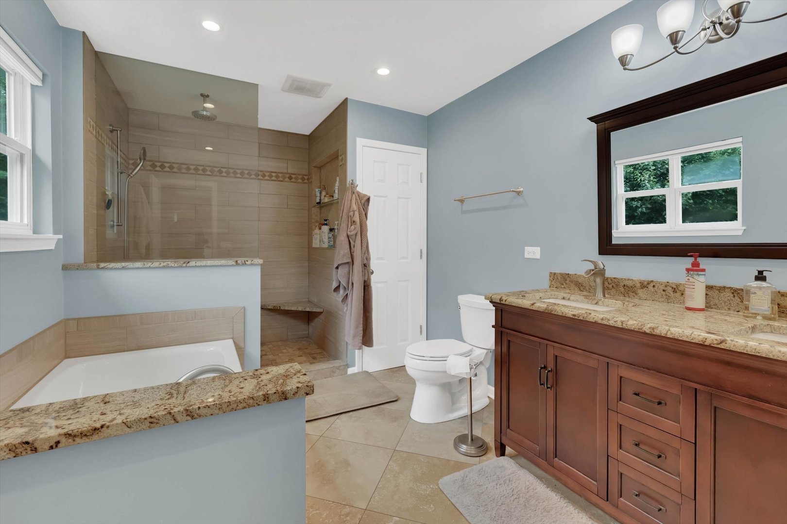 16332 Spring Creek Lane Property Photo 39