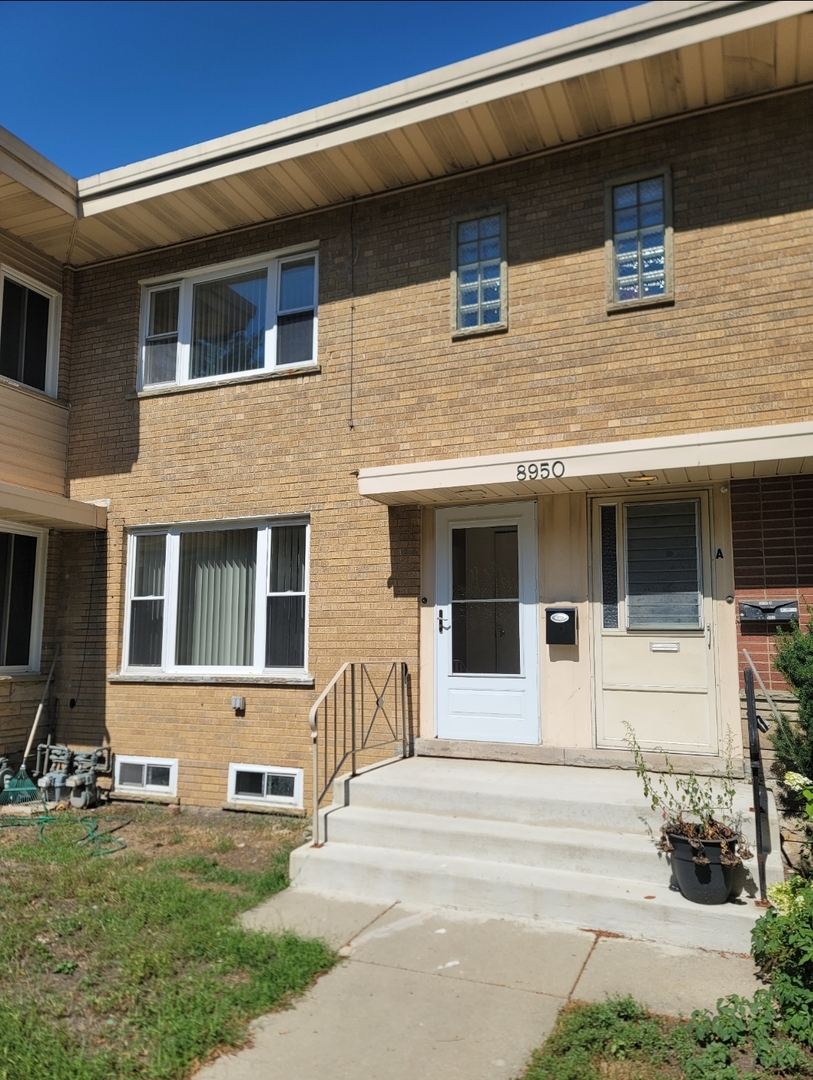 8950 Skokie Boulevard B Property Photo 1