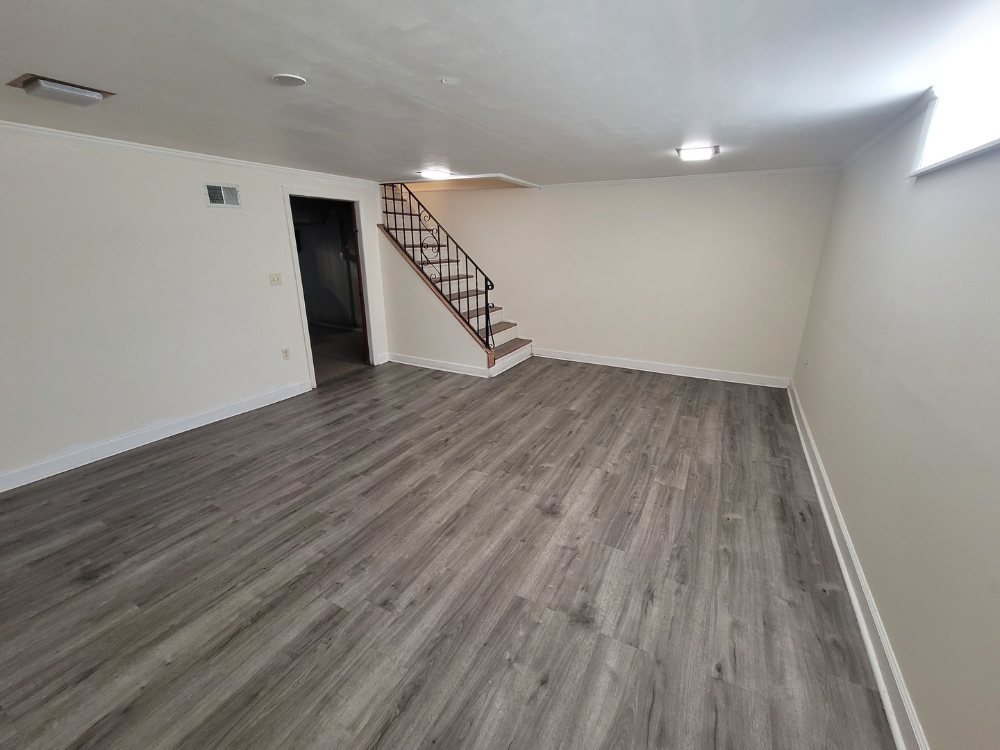 8950 Skokie Boulevard B Property Photo 15