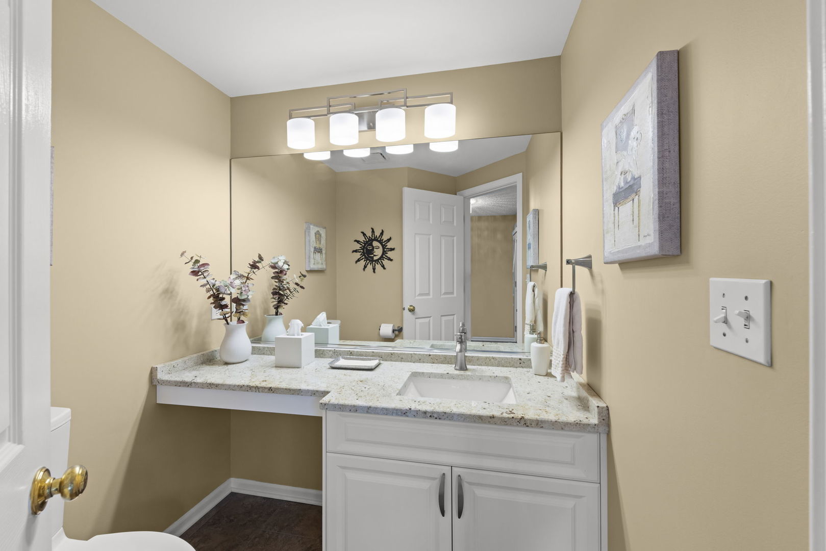 320 Cimarron Road Property Photo 7