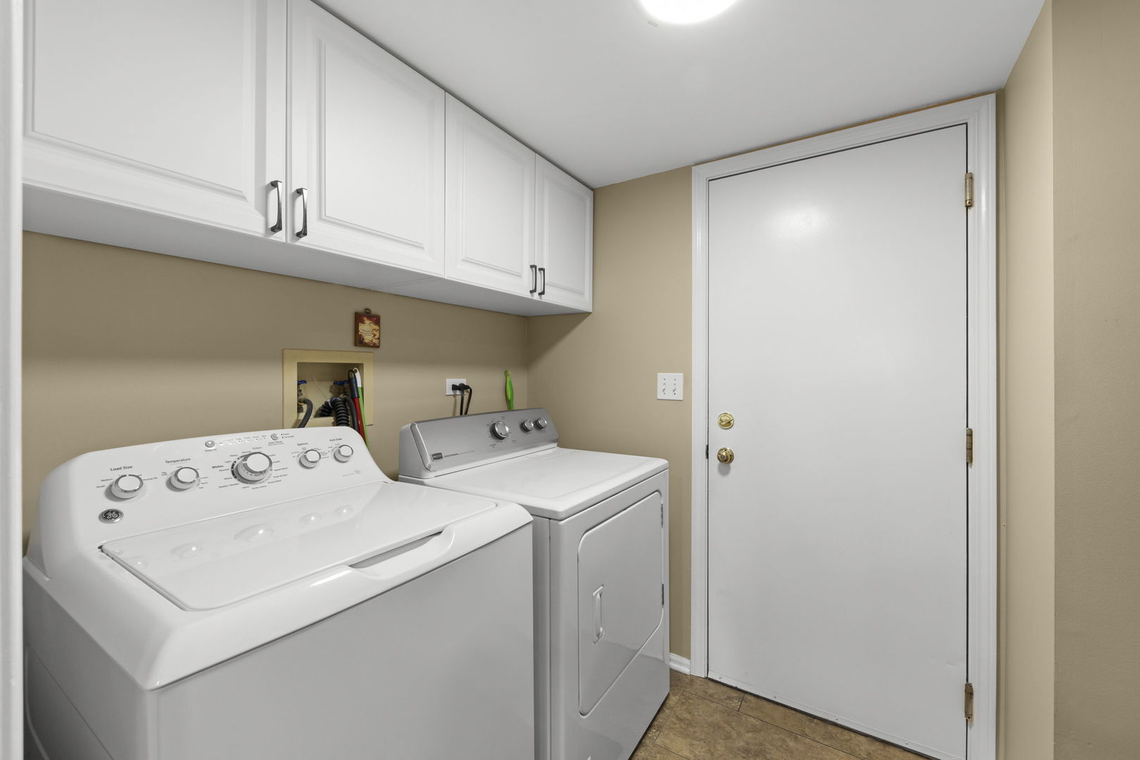 320 Cimarron Road Property Photo 13