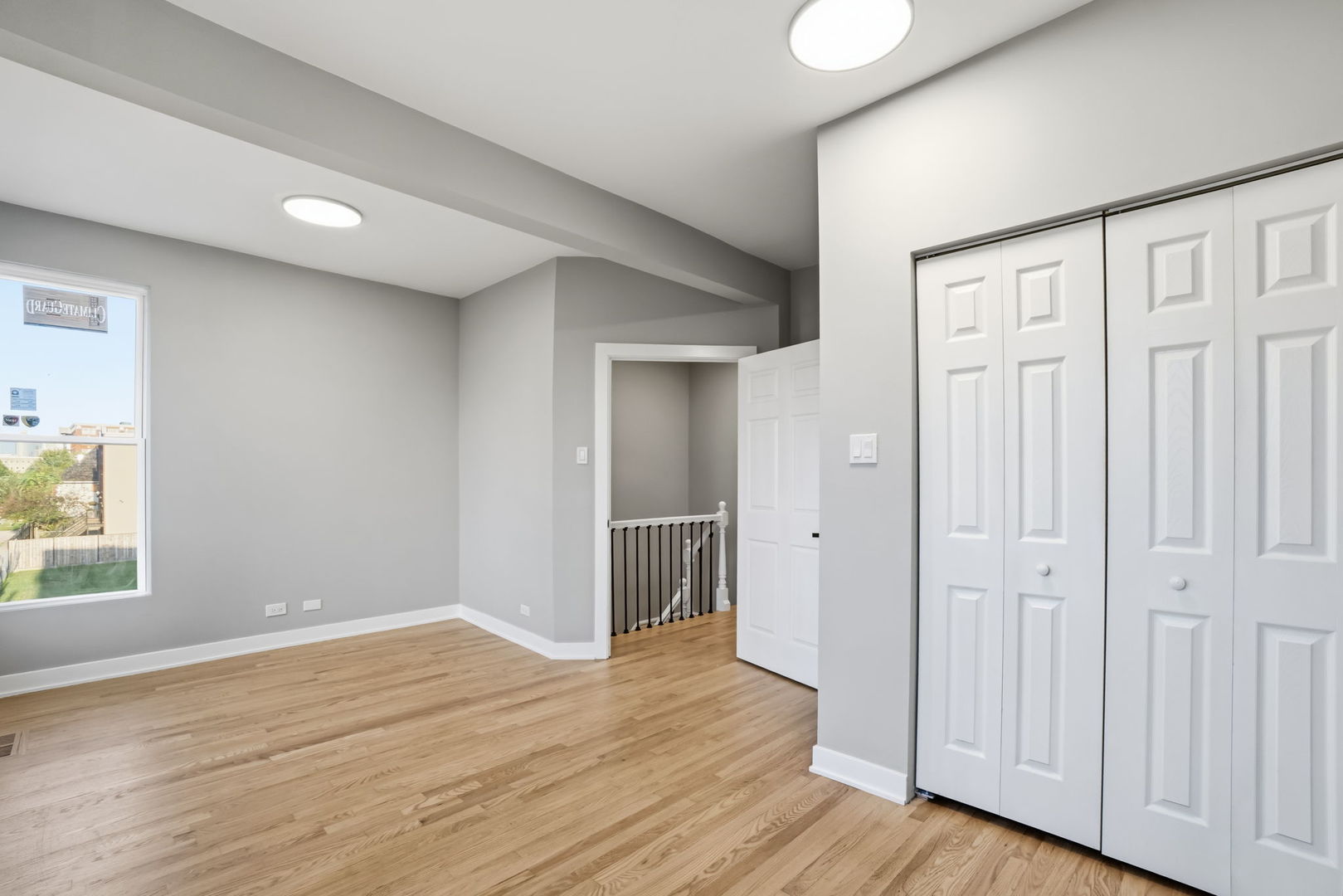 2739 W Maypole Avenue Property Photo 17