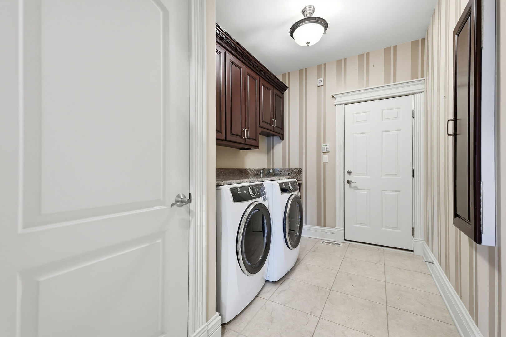 13935 Bunratty Drive Property Photo 31