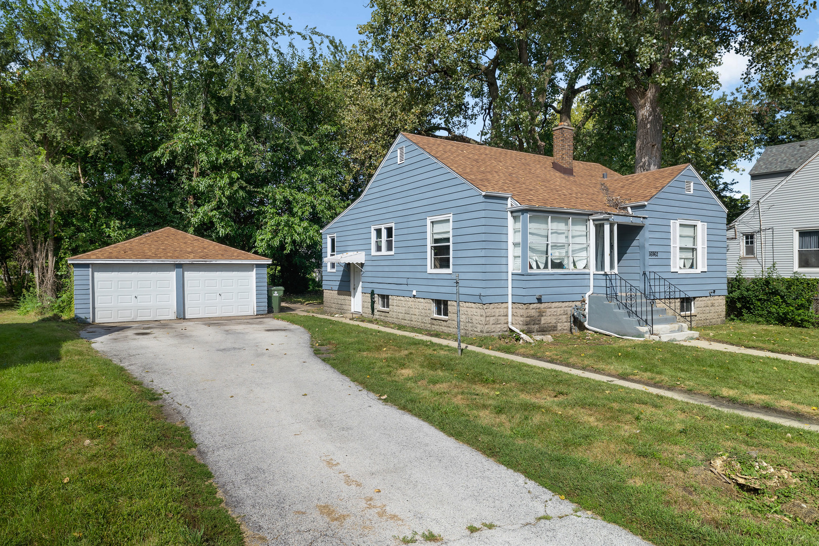 16962 Page Avenue Property Photo 3