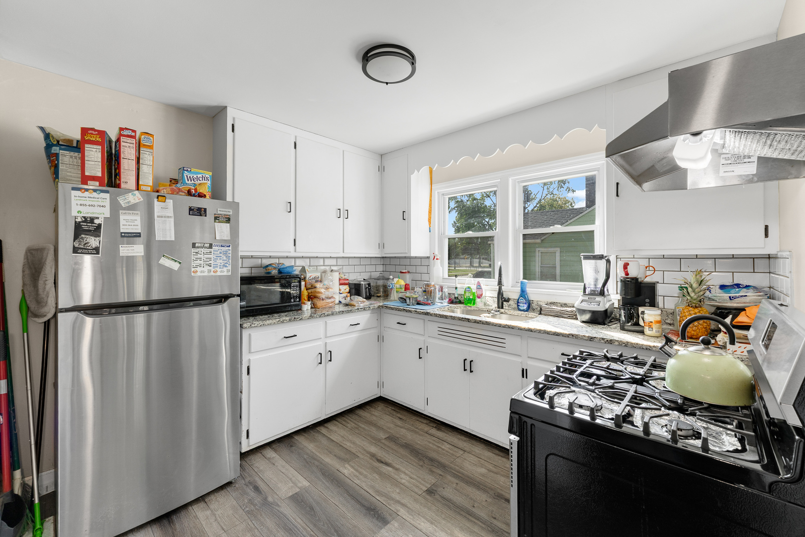 16962 Page Avenue Property Photo 8