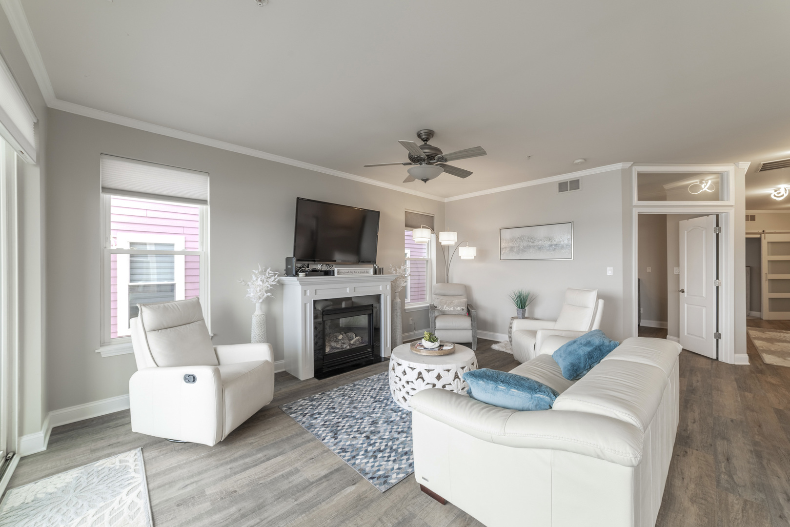 13238 E Lake Shore Drive 102 Property Photo 14