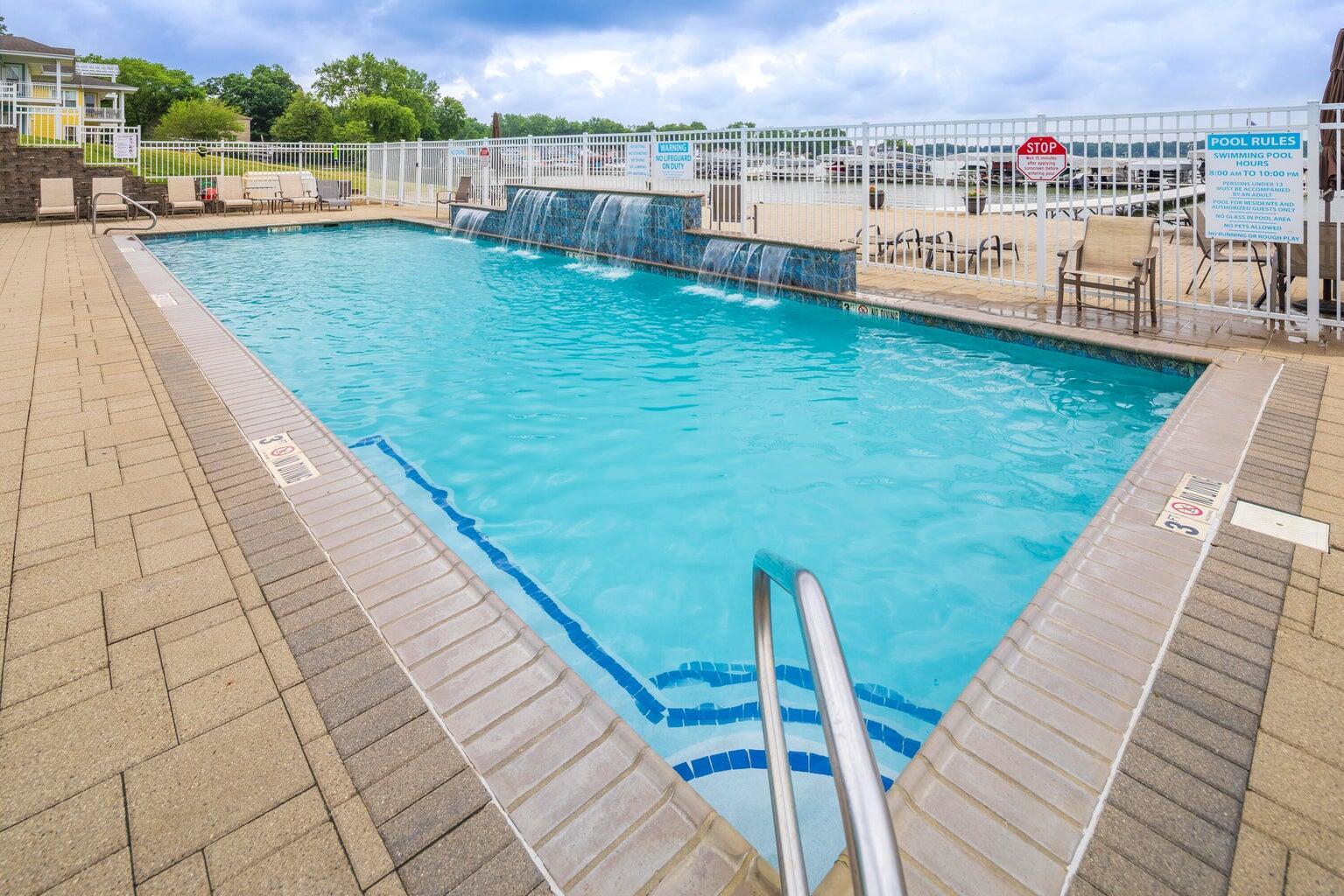 13238 E Lake Shore Drive 102 Property Photo 32
