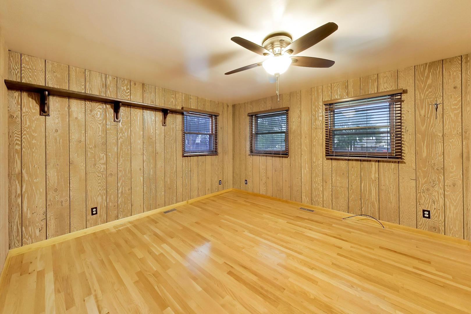6345 N Nordica Avenue Property Photo 16