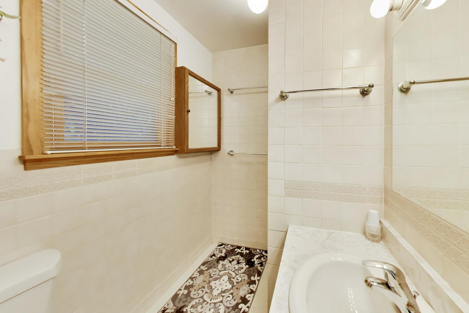 6345 N Nordica Avenue Property Photo 31