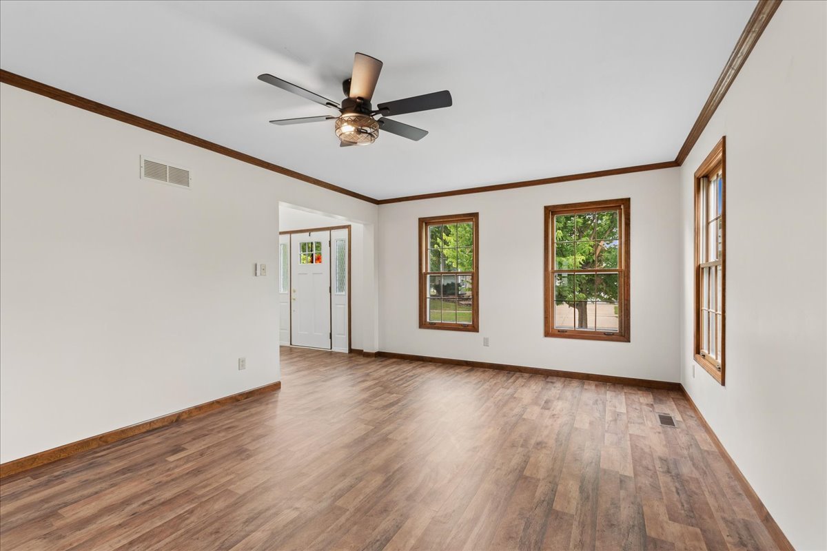 3001 Somme Court Property Photo 4