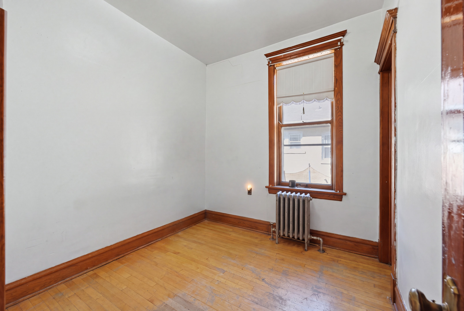 5323 W 24th Place Property Photo 8