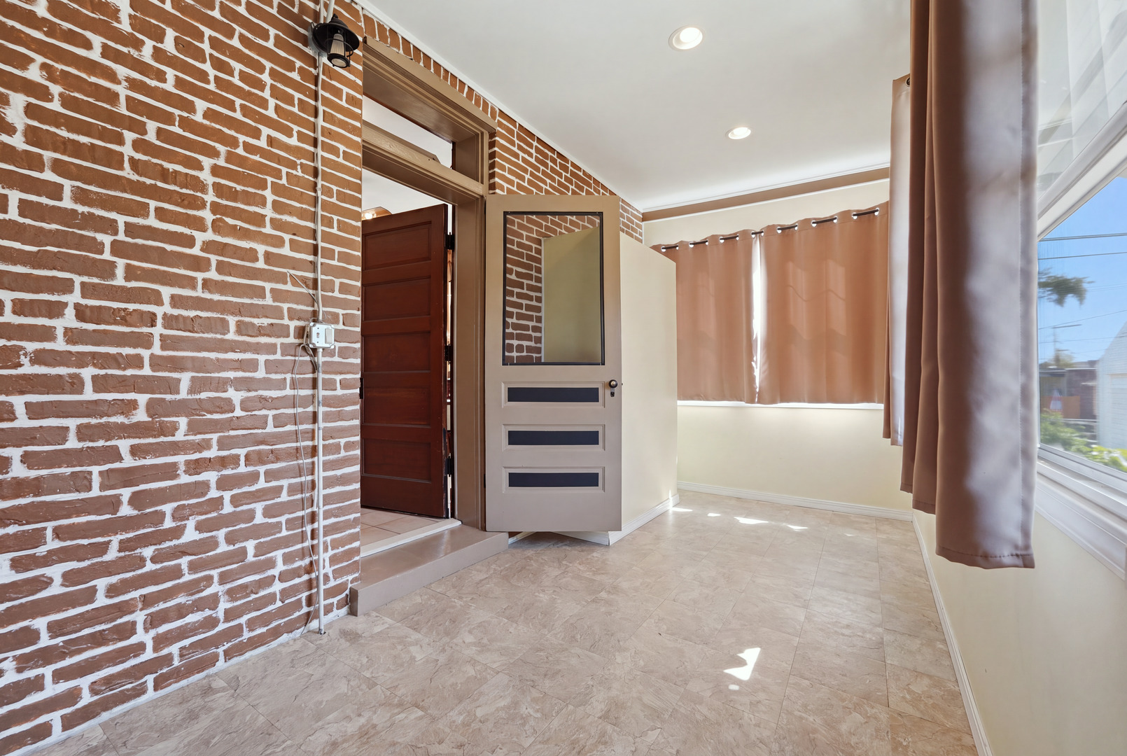 5323 W 24th Place Property Photo 12