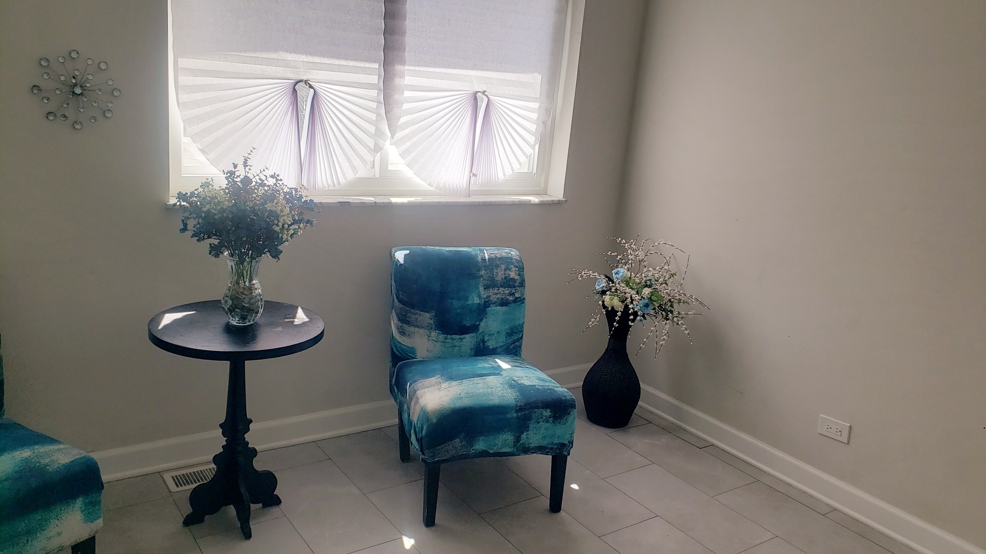 460 Crandon Avenue Property Photo 8