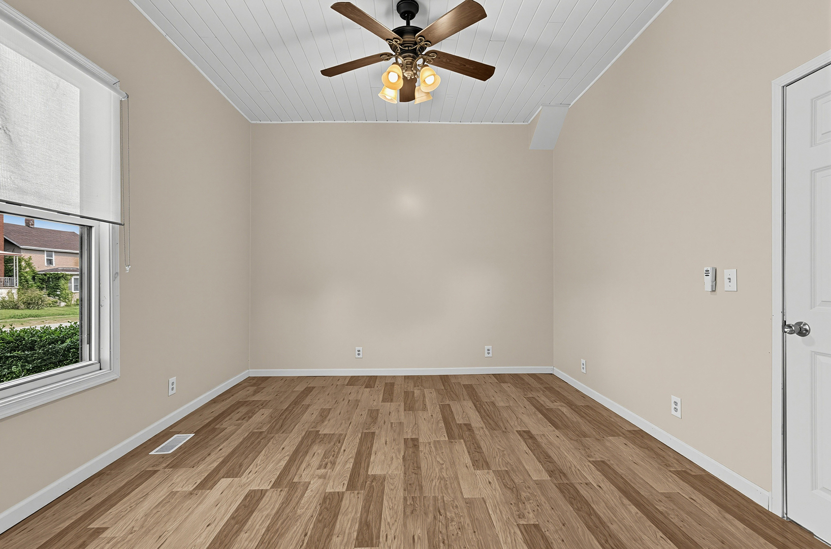 110 2nd Street Property Photo 6