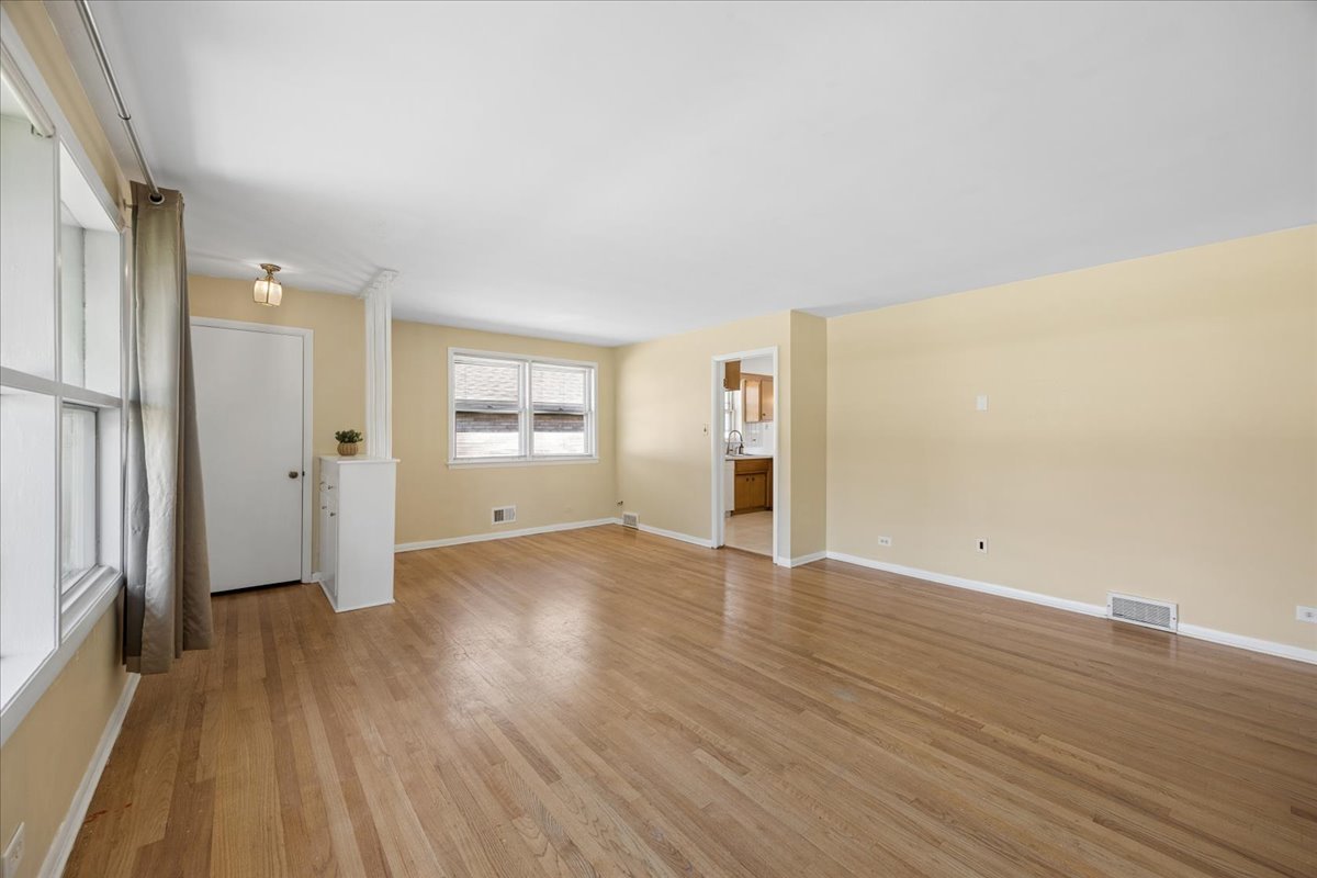 2109 Norfolk Avenue Property Photo 4
