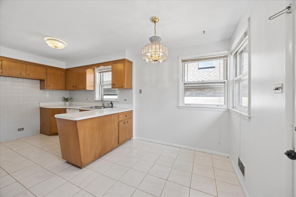 2109 Norfolk Avenue Property Photo 9
