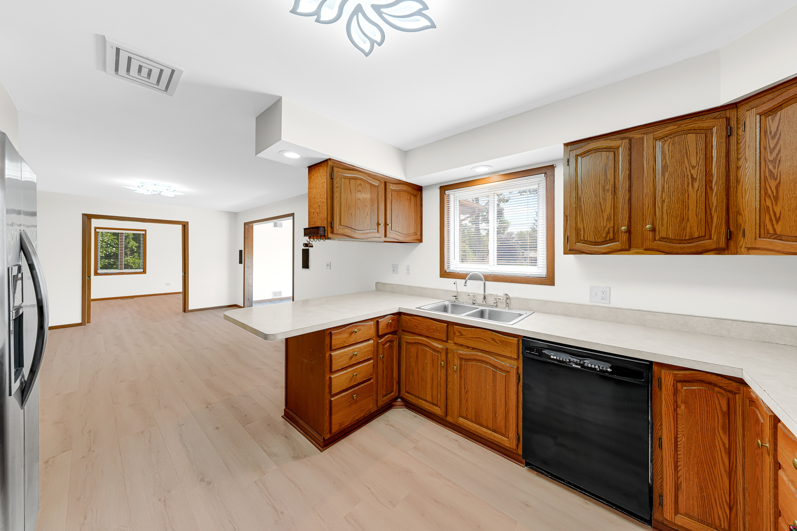 25283 W Timber Lane Property Photo 12