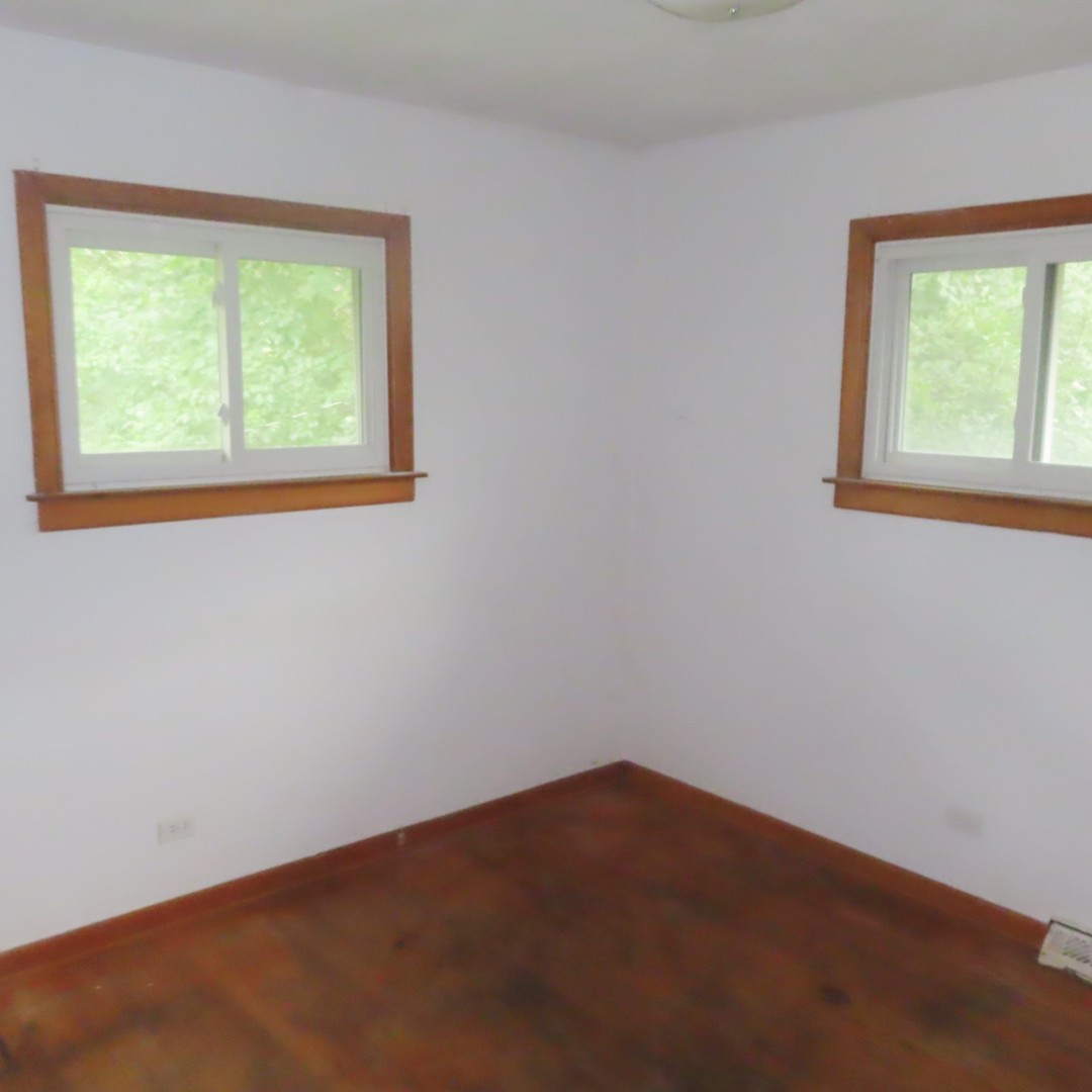 127 S Addison Road Property Photo 2