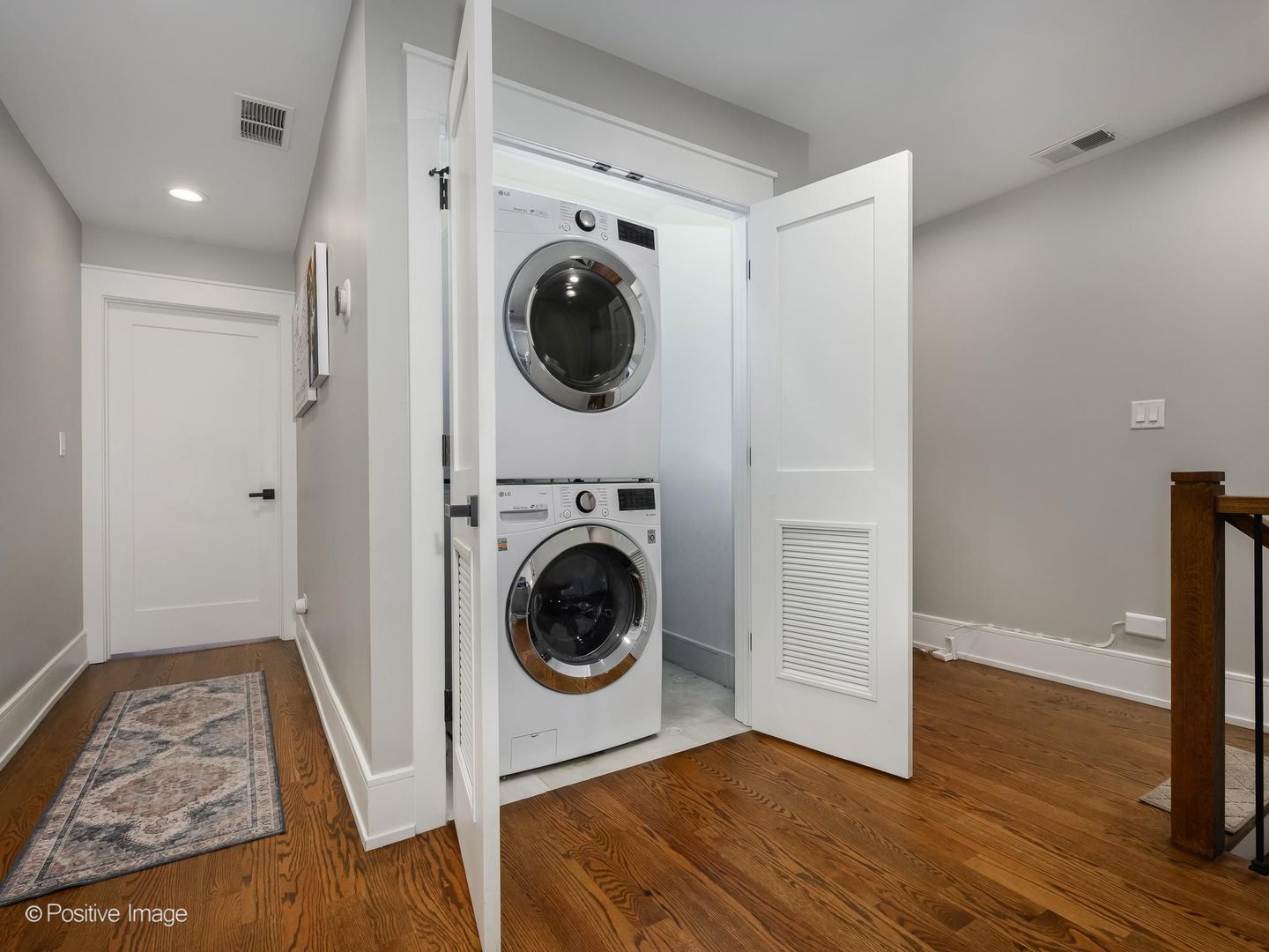 5534 N Linder Avenue Property Photo 24
