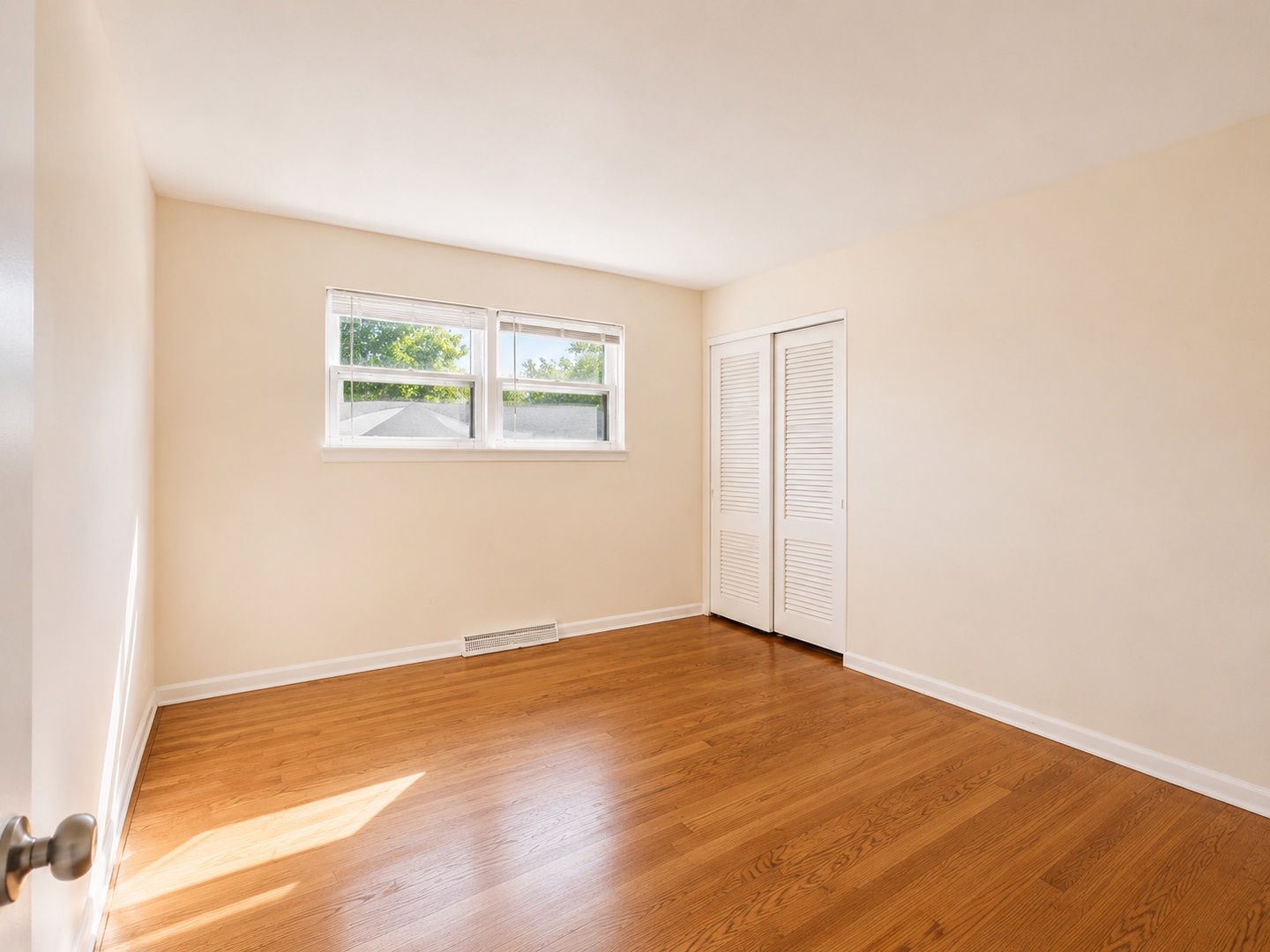 406 Sunset Drive Property Photo 14
