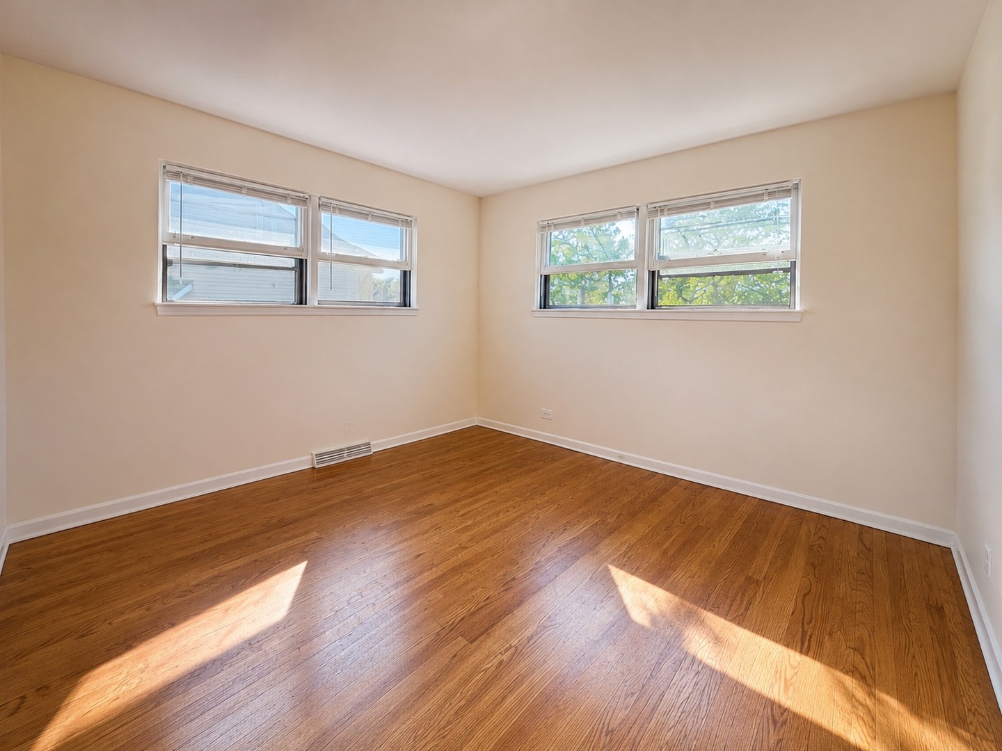 406 Sunset Drive Property Photo 16