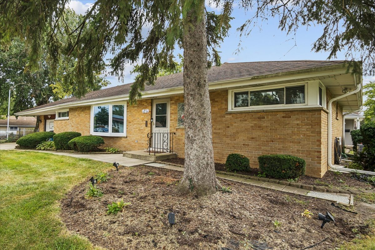 201 S Yale Avenue Property Photo 23