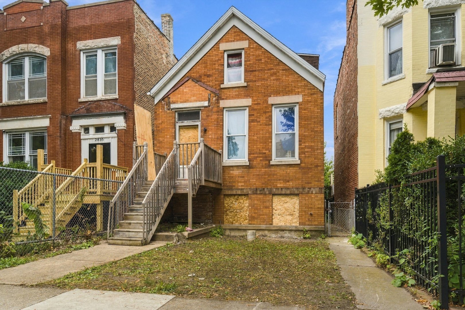 2837 S Millard Avenue Property Photo 4