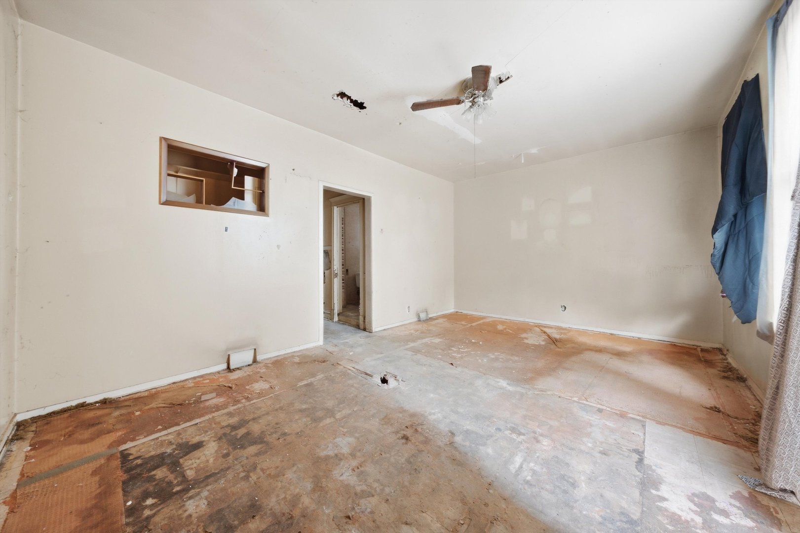2837 S Millard Avenue Property Photo 8