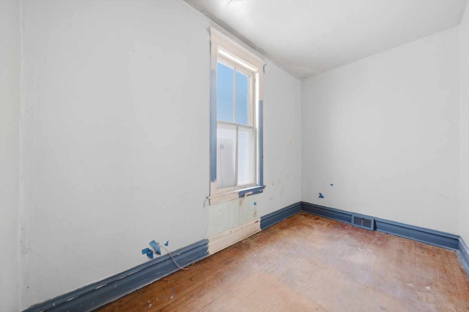 2837 S Millard Avenue Property Photo 10