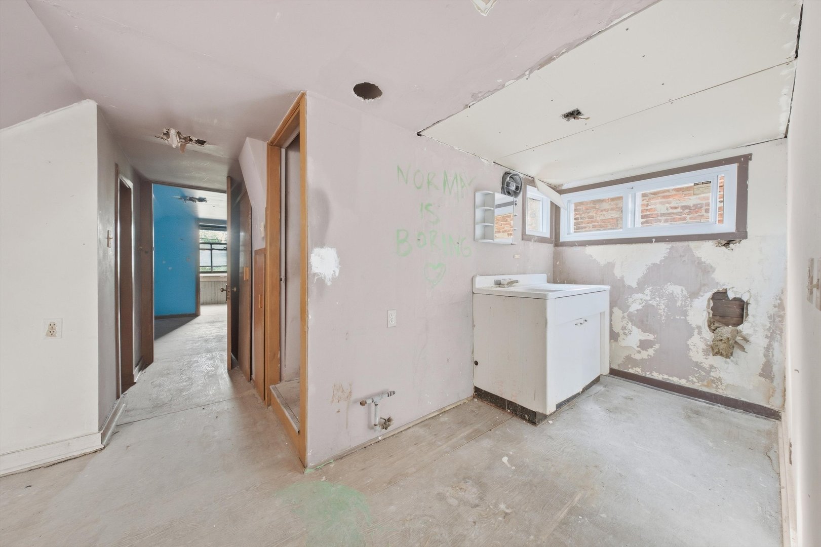 2837 S Millard Avenue Property Photo 17
