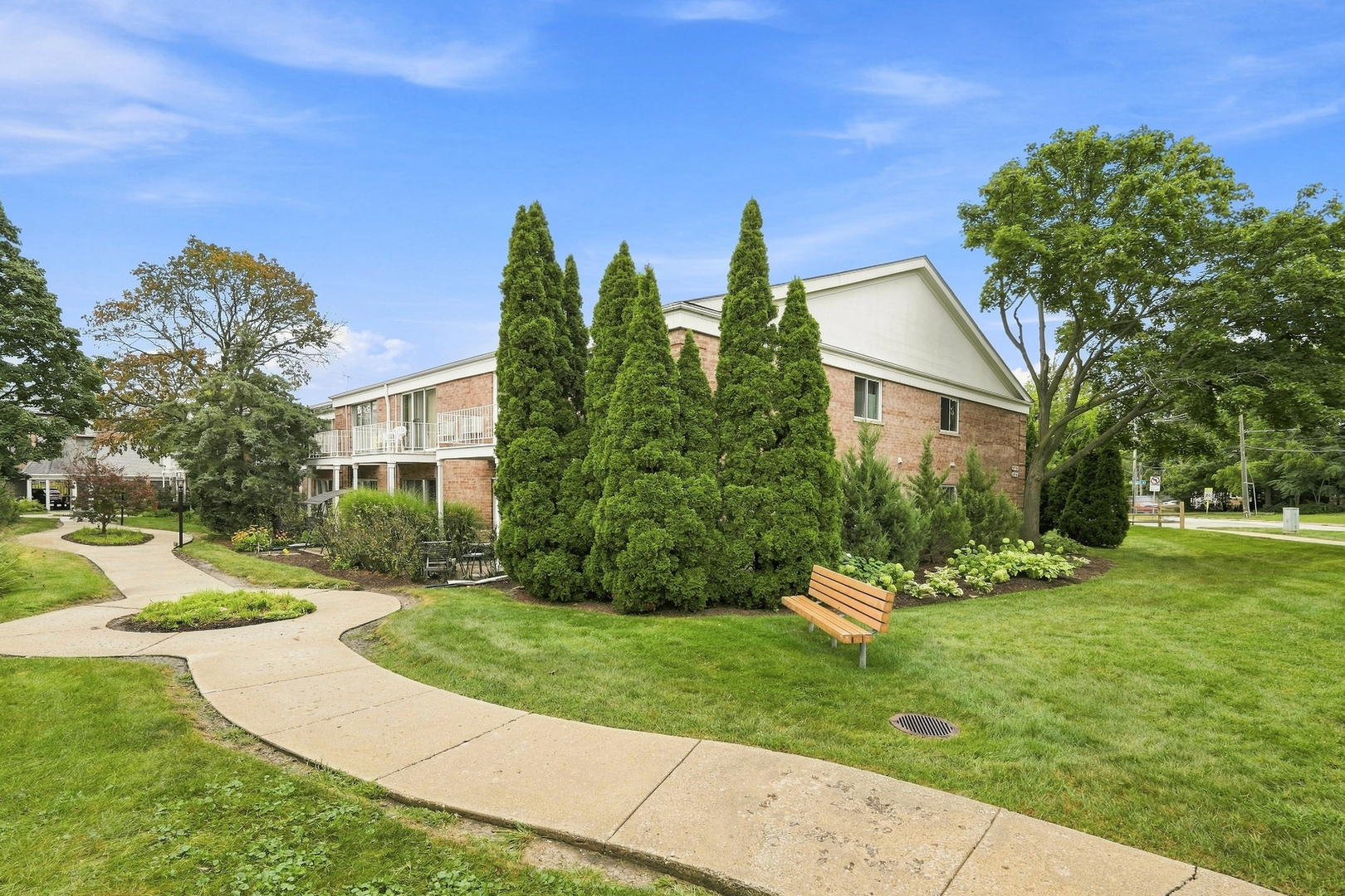 5115 Blodgett Avenue 213 Property Photo 19