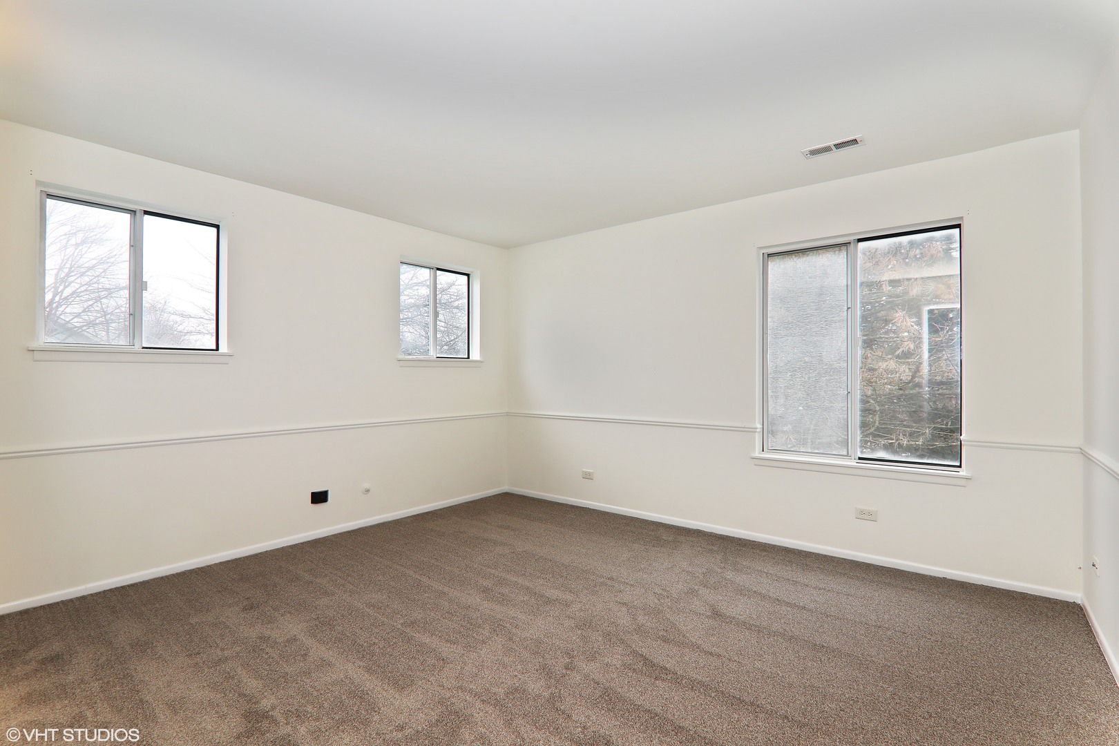 337 Springlake Lane D Property Photo 16