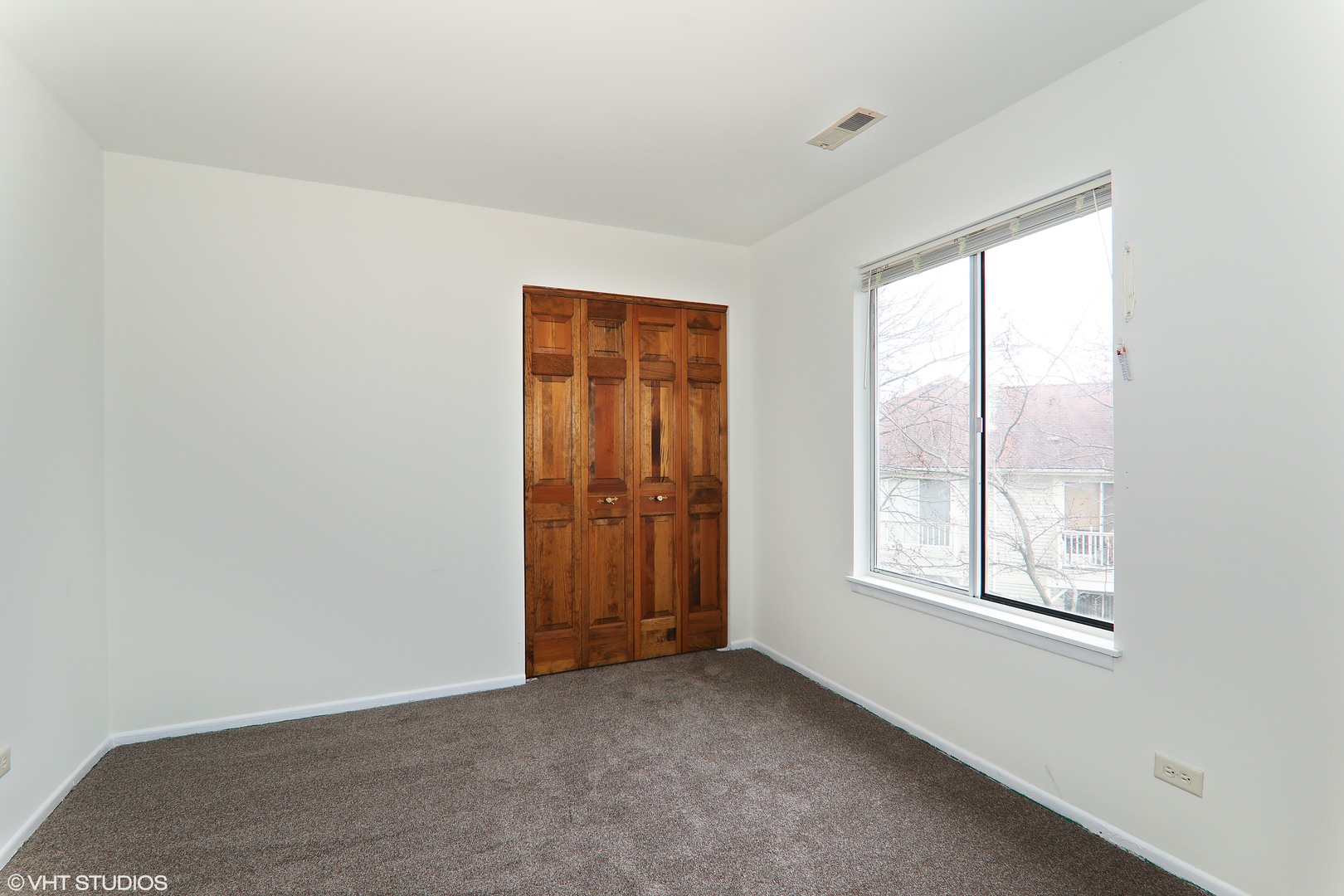 337 Springlake Lane D Property Photo 17