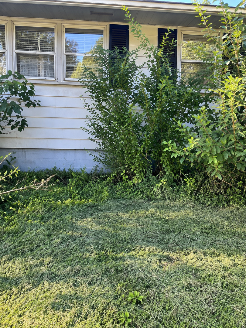 104 N Indiana Street Property Photo 3