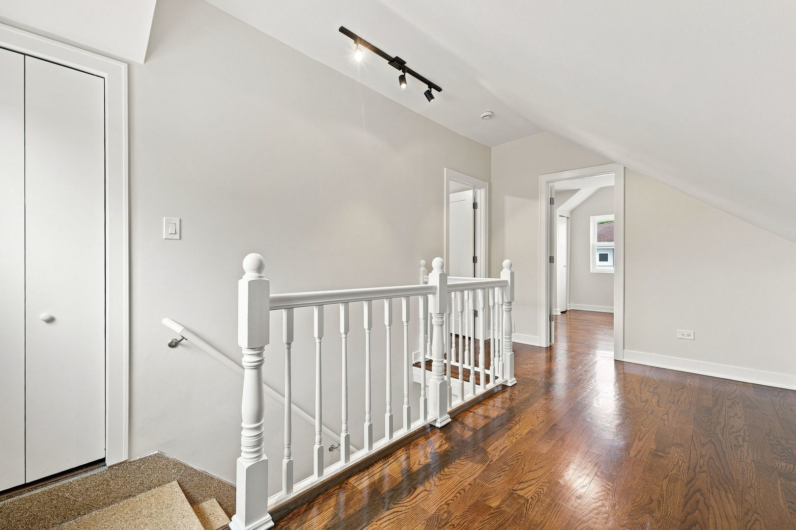 9524 Nashville Avenue Property Photo 20