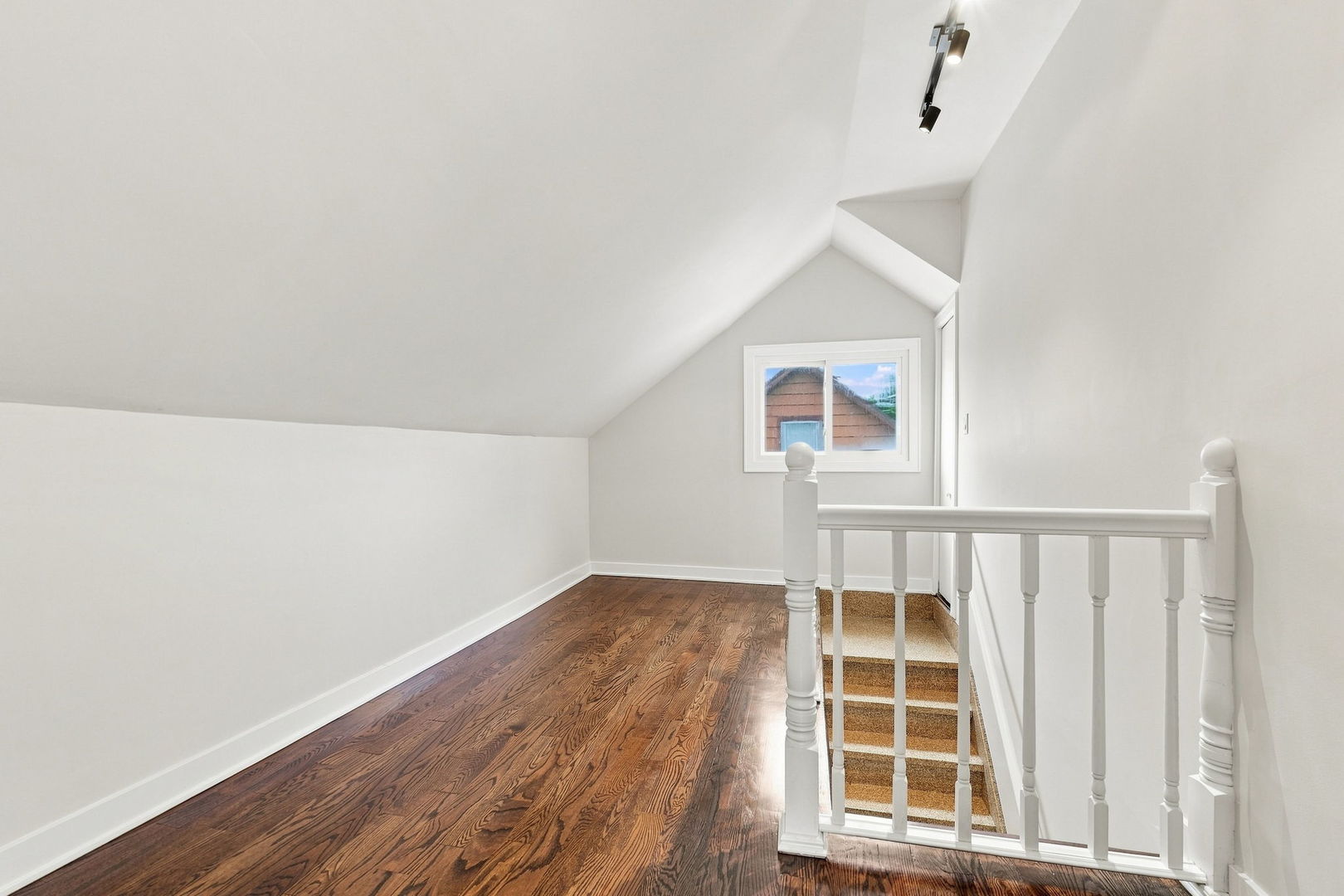9524 Nashville Avenue Property Photo 21