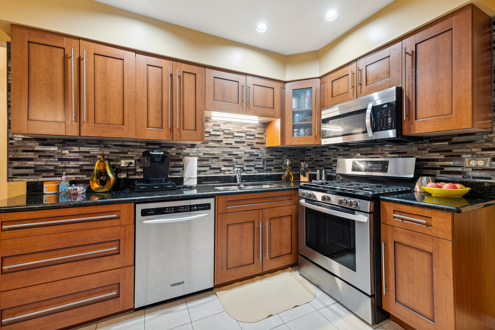 2210 207th Place Property Photo 6