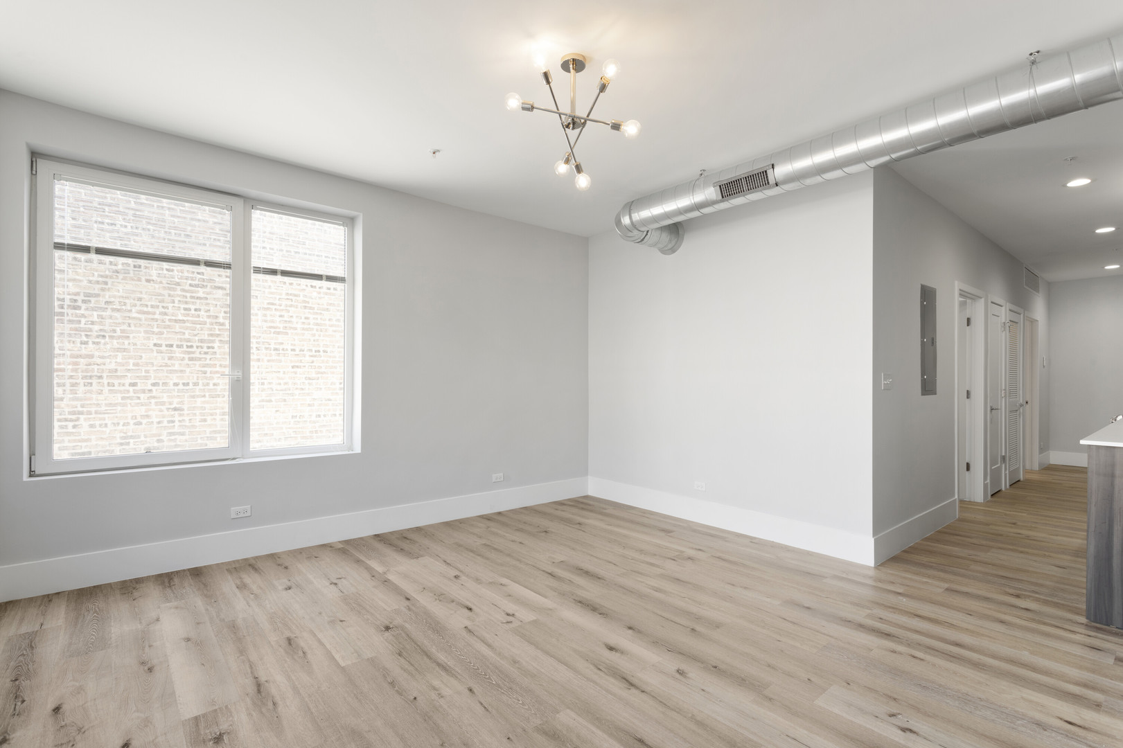 1531 W Howard Avenue 210 Property Photo 5