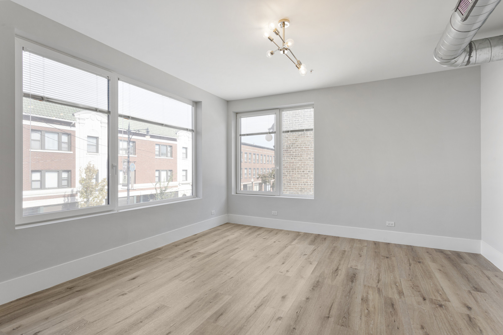 1531 W Howard Avenue 210 Property Photo 6