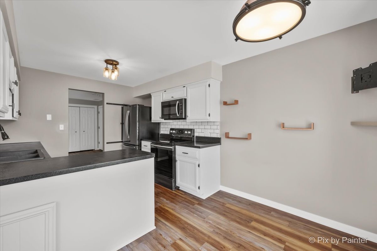 1511 Longwood Drive 1511 Property Photo 4
